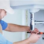 Pourquoi recourir aux services d’un plombier ?