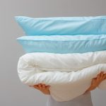 Comment laver une couette et des coussins ?