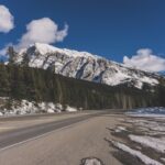 Routes de montagnes rocheuses canadiennes